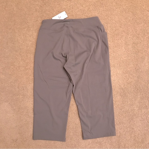 Baleaf Yoga Workout Capri Pants NEW Womens Size Small Dark Grey Deep Pockets - Picture 3 of 11